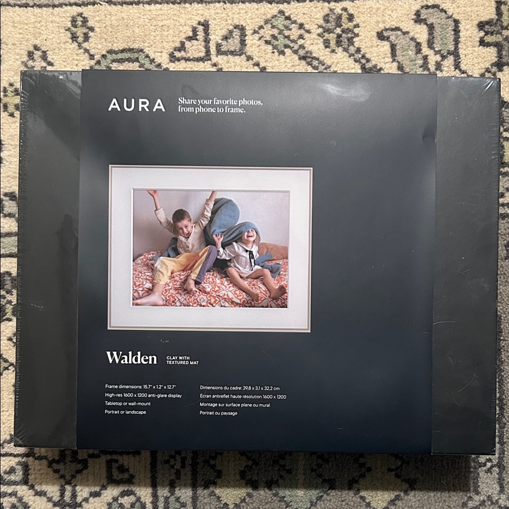 Aura Walden Digital Frame